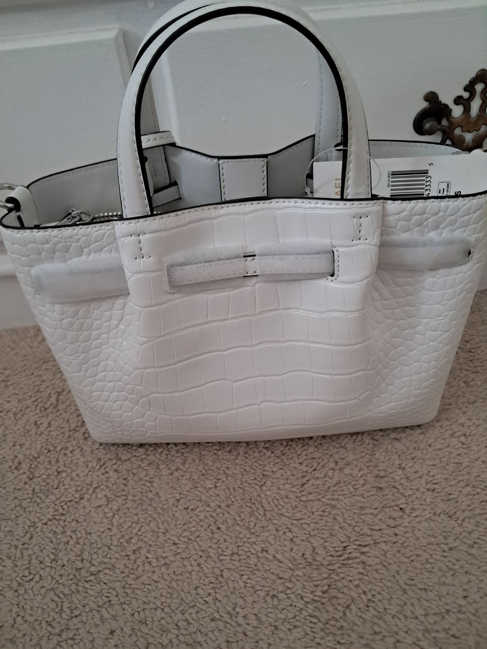 Michael Kors Carson White Crocodile Embossed Satchel Crossbody NWT Silver Accent - Picture 2 of 7